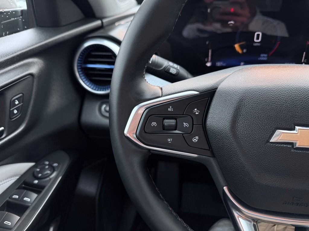 2024 Chevrolet Trax FWD LT