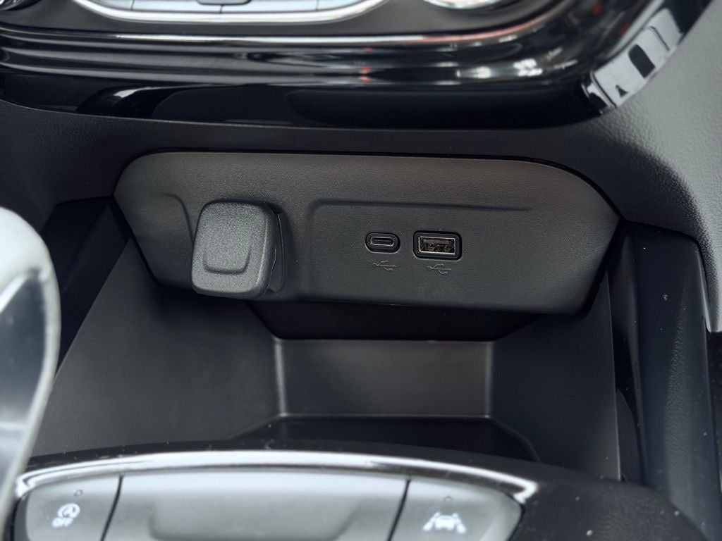 2024 Chevrolet Trax FWD LT
