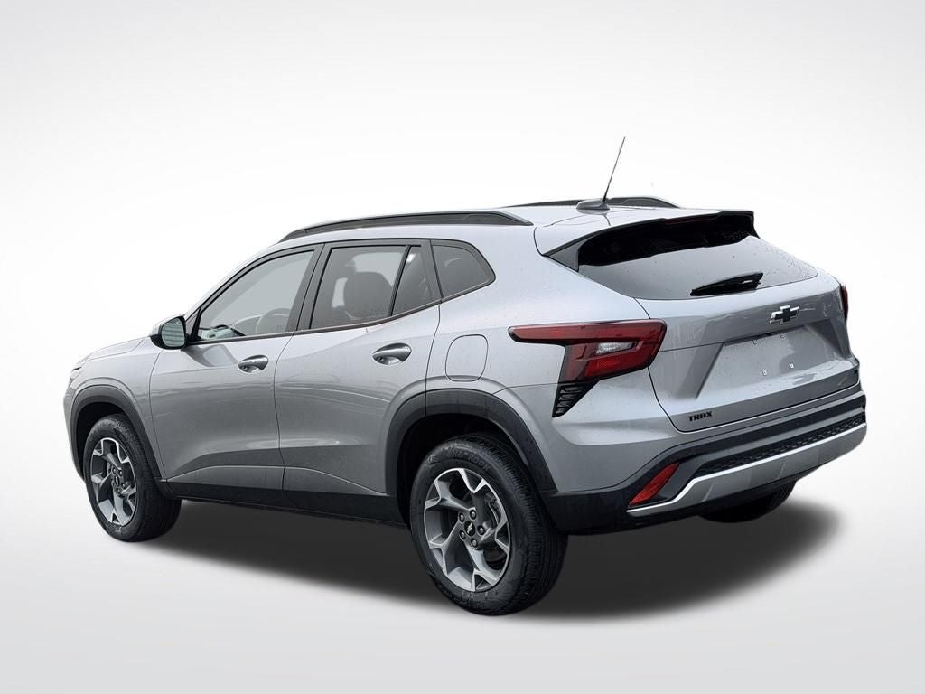 2024 Chevrolet Trax FWD LT