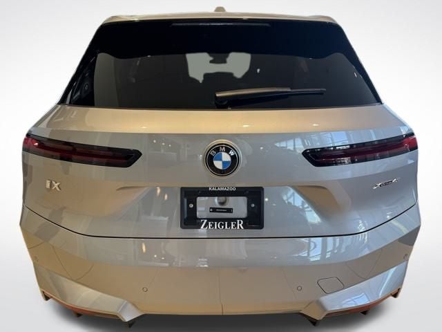 2026 BMW iX xDrive45