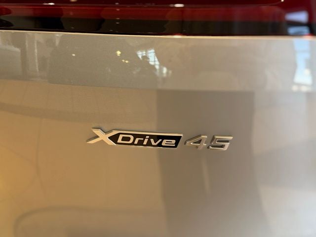 2026 BMW iX xDrive45