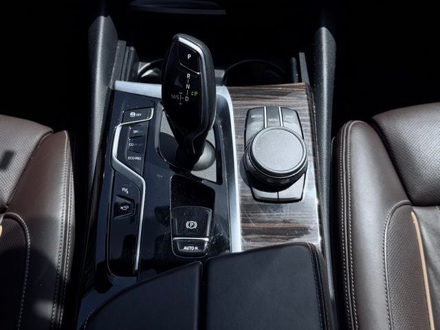 2021 BMW 5 Series xDrive