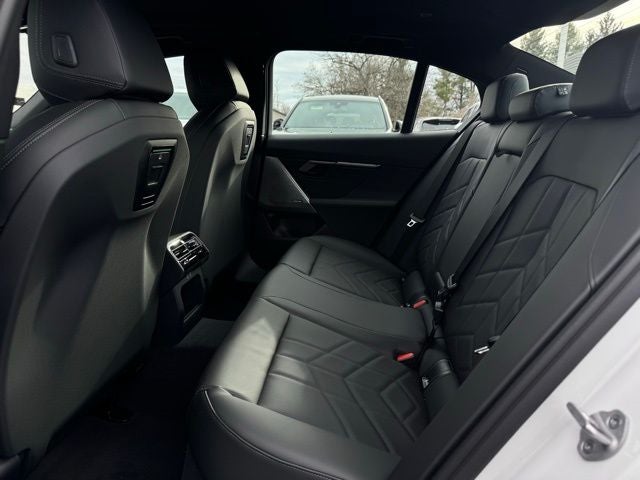 2026 BMW 5 Series 530i xDrive