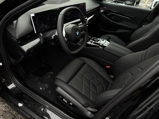 2026 BMW 5 Series 530i xDrive