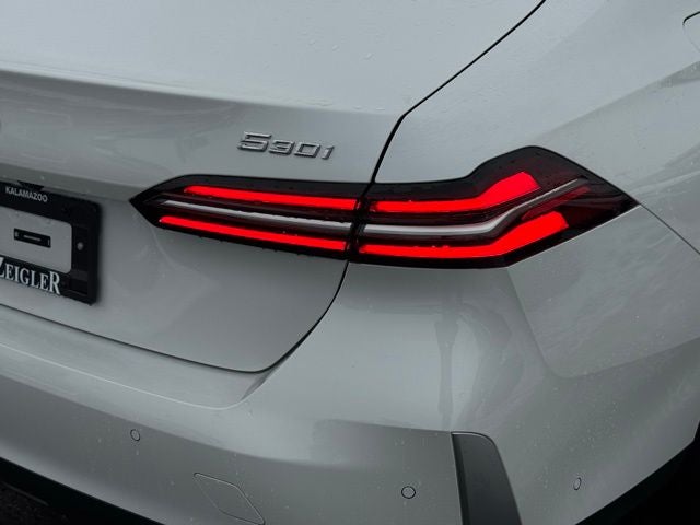 2026 BMW 5 Series 530i xDrive