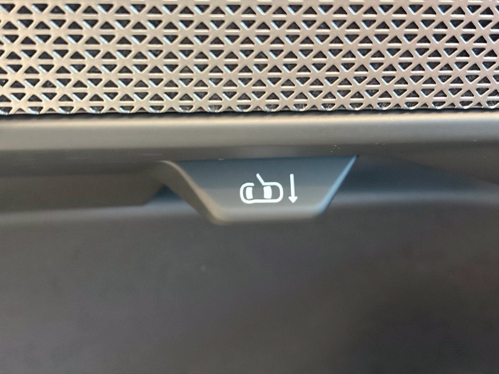 2027 BMW 7 Series 740i xDrive