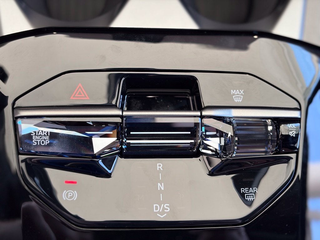 2027 BMW 7 Series 740i xDrive