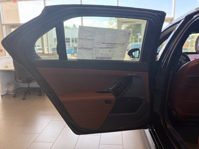 2027 BMW 7 Series 740i xDrive