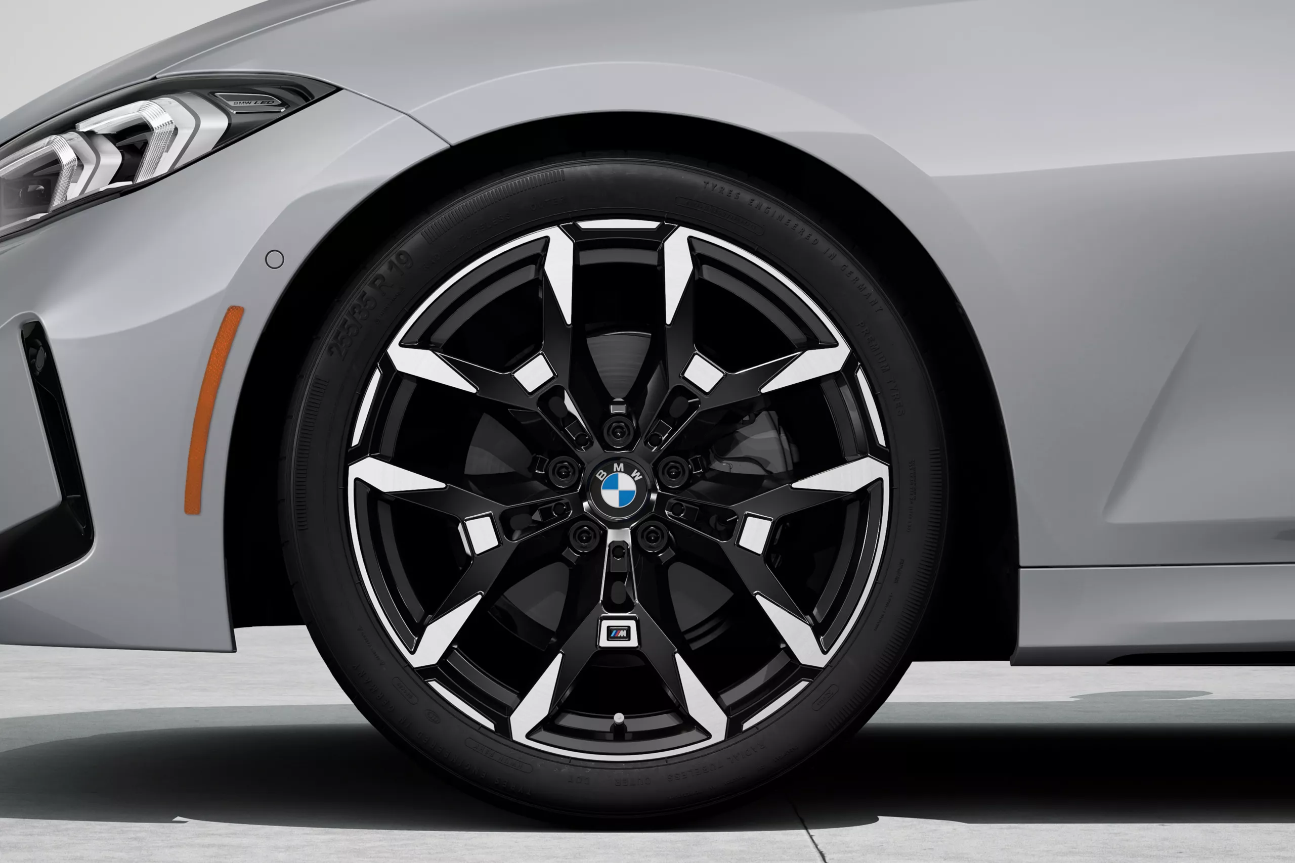 BMW 3 Series Tire